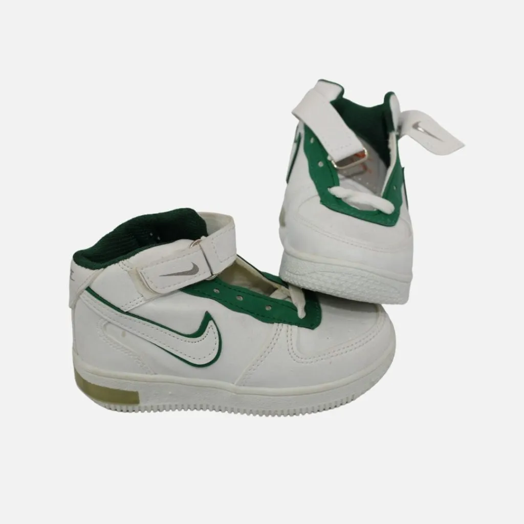 white kids sneakers