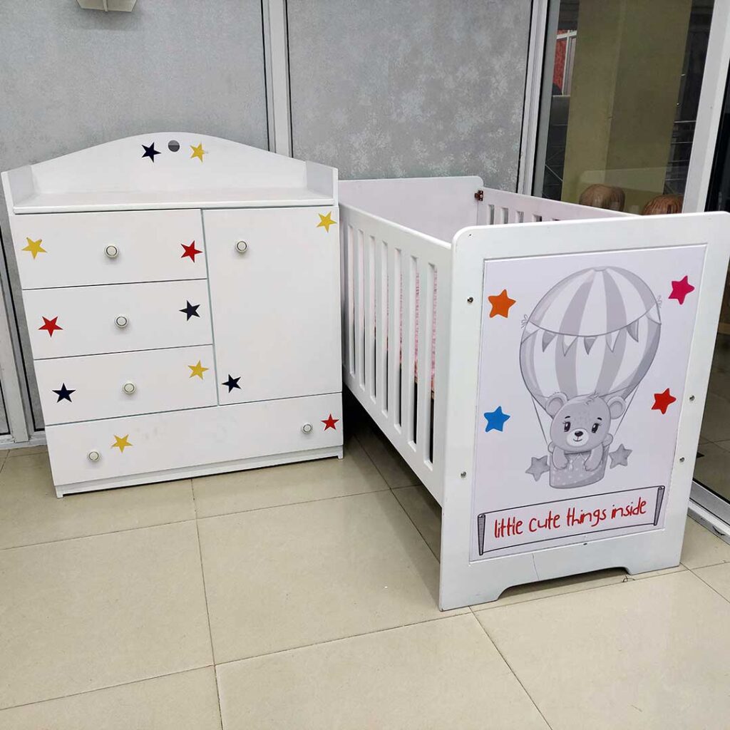 MDF Baby Cot With Chest of Drawers