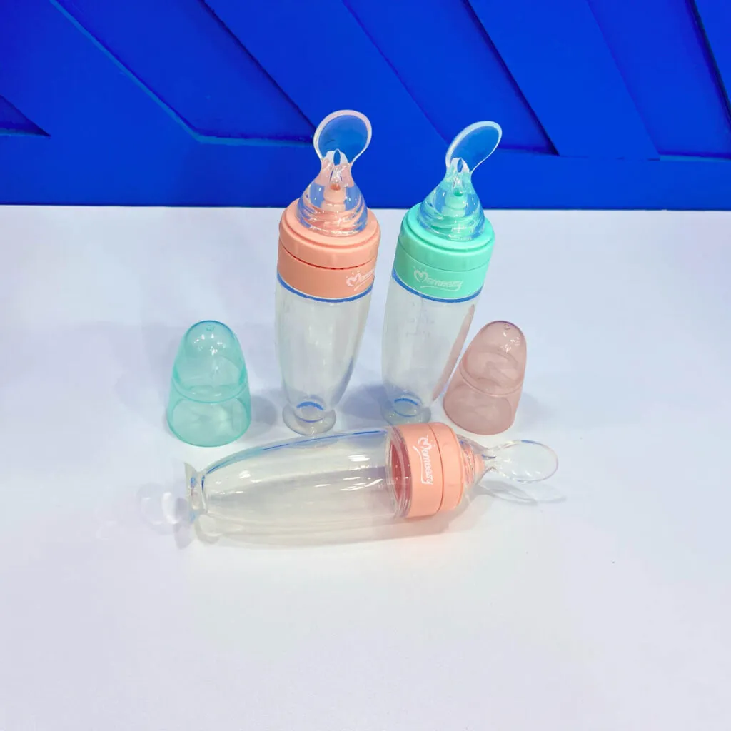 Silicone Squeeze Feeder with Spoon