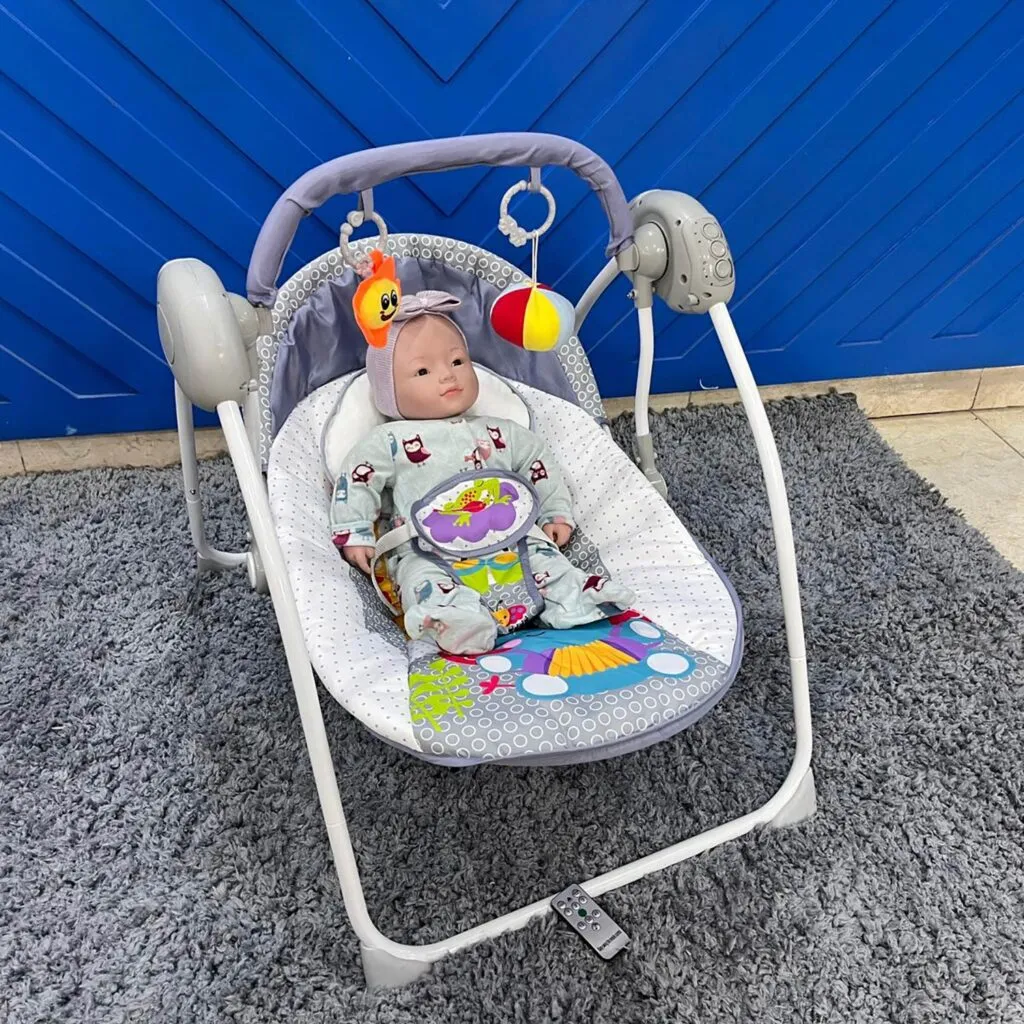 Automatic swing with net 