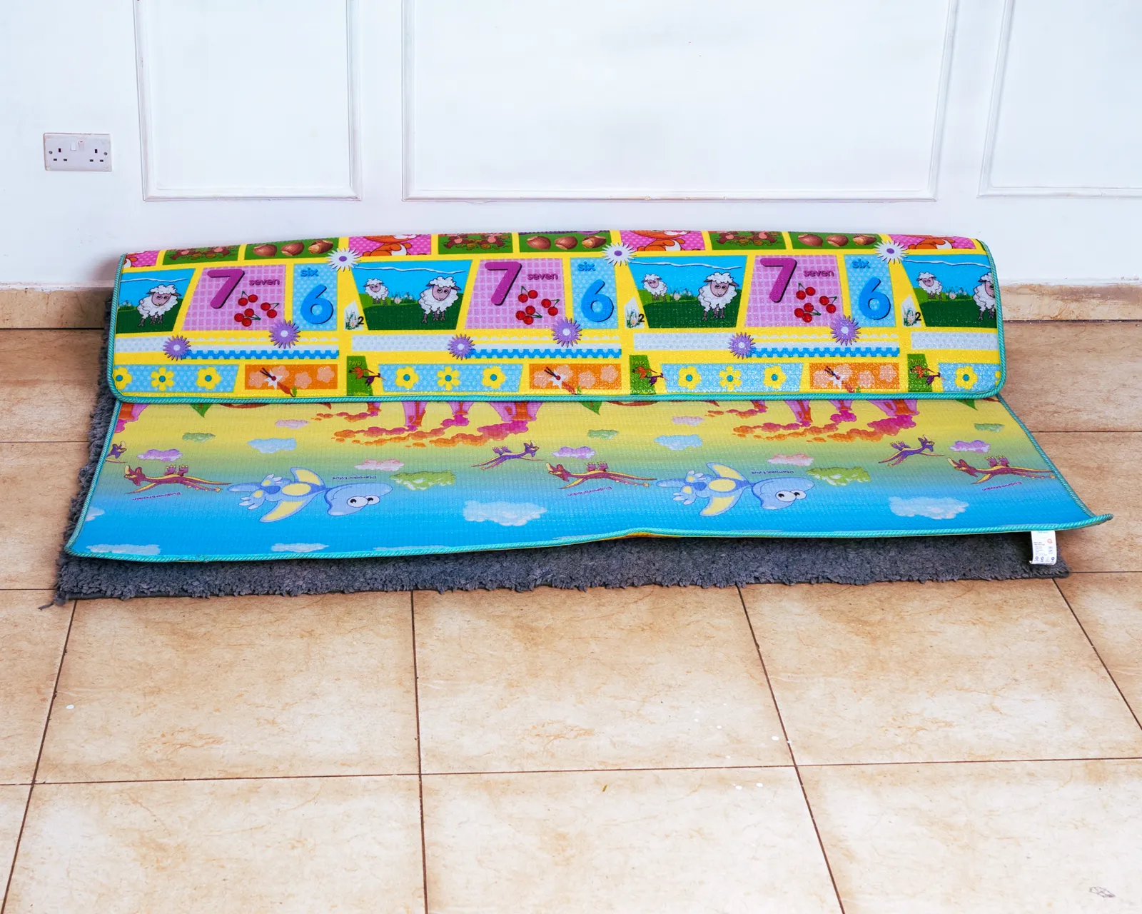 Play Mat Waterproof (1.9 By 2 Metres) 1 Floor Mat For Playpen Featuring The Reversible Crocodile And Underwater Scene Side.