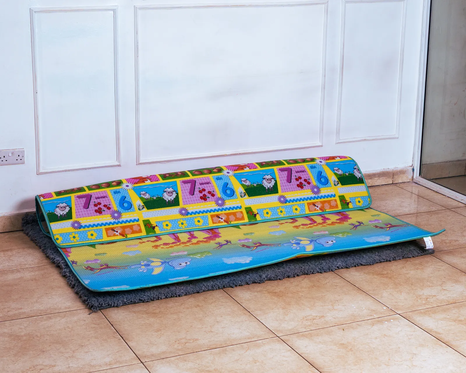 Play Mat Waterproof (1.9 By 2 Metres) 5 Floor Mat For Playpen Featuring The Reversible Crocodile And Underwater Scene Side.