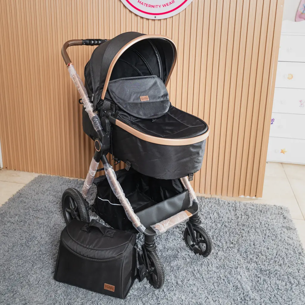 2-In-1 Baby Stroller And Bassinet With Matching Bag 5 2-In-1 Baby Stroller With Extendable Canopy And Rose-Gold Frame (Photo 5) At Zawadi Baby Shop Nairobi.